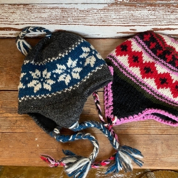 2 Winter Knit Hats Pink & Blue - Picture 2 of 8
